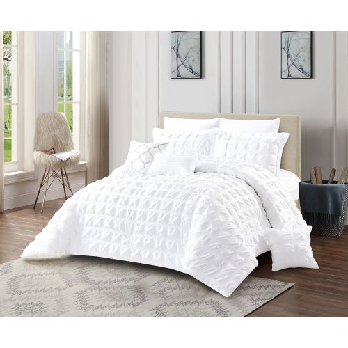 comforter set: 1 Comforter 260x240cm 1 Fitted sheet  200x200cm 2 Pillow Sham 50x75cm 2 Pillow case 50x75cm 2 Filled cushion 45x45cm  2 Filled cushion 30x50cm White